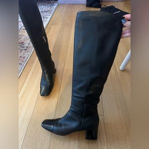 Gianvito Rossi Leather Riding boots